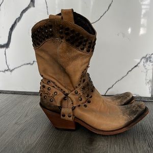 Cowboy Boots. Never been worn. All leather. Made in Mexico. Size 7.5